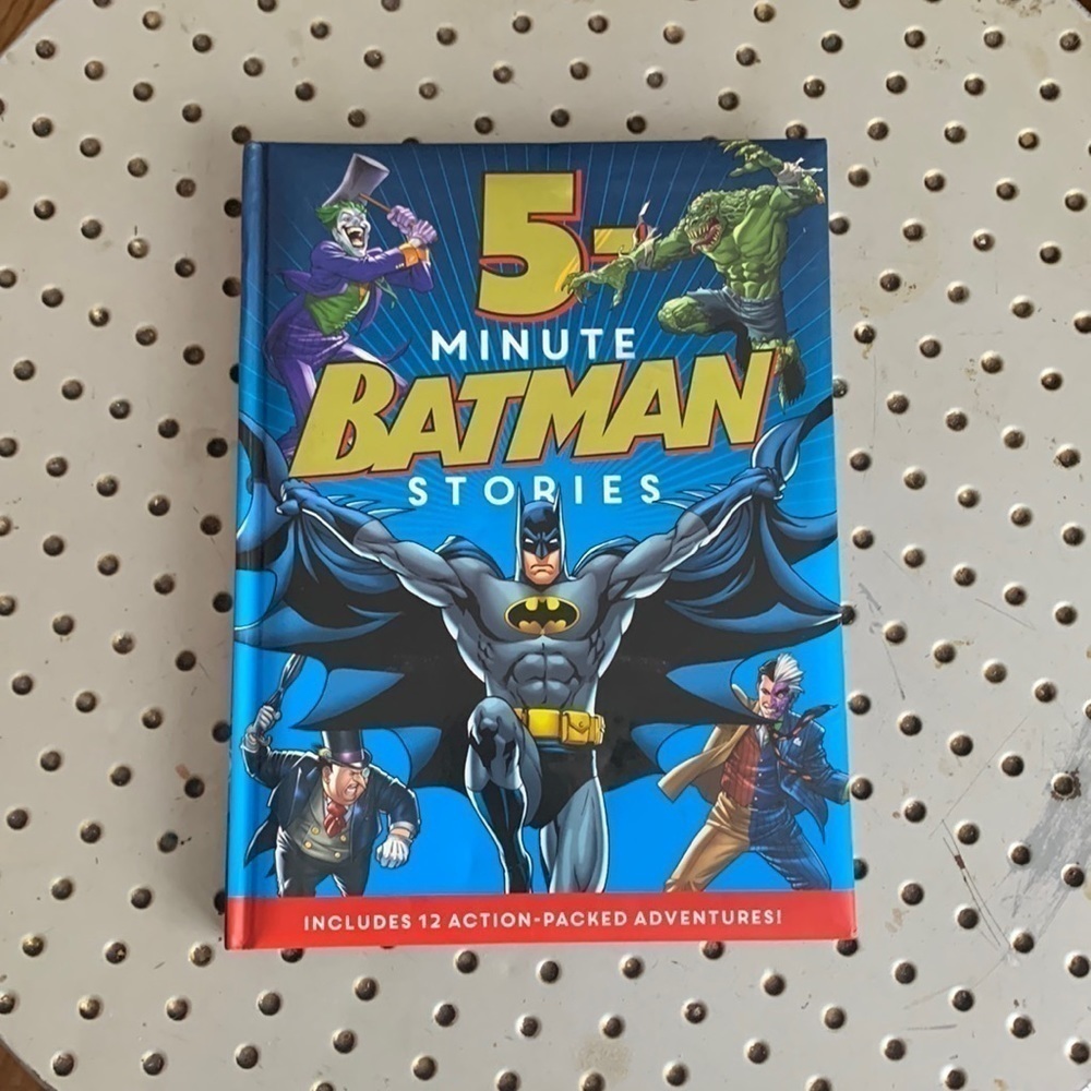 Batman Minute Stores Book